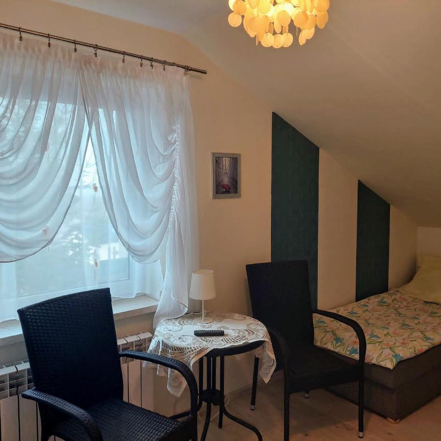 Pokoje Pod Debowcem Bielsko-Biała Esterno foto
